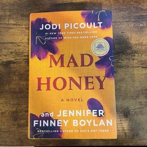 Hardcover Mad Honey book by Jodi Picoult